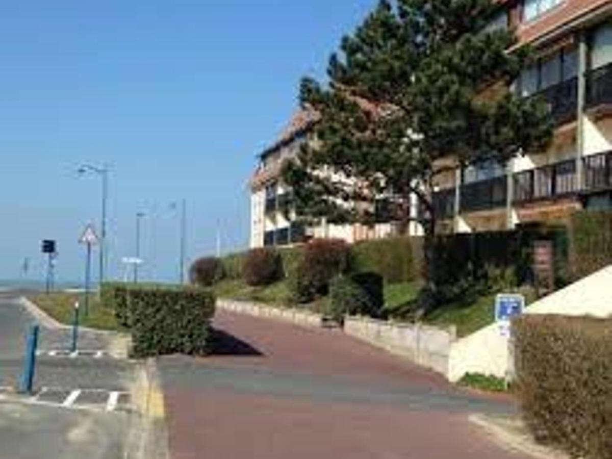 Appartement Refait A Neuf Avec Loggia Et Parking, A 2 Pas De La Plage Et Des Commerces - Fr-1-712-7 Villers-sur-Mer Zewnętrze zdjęcie